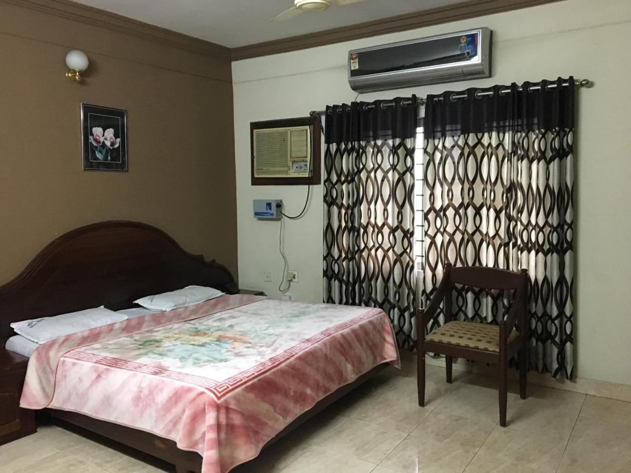 Hotel Royal Wings 尼杜巴塞莱 外观 照片